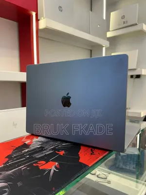 New Laptop Apple MacBook Pro 2021 M1 Max 64GB Apple M1 Max SSD 4T
