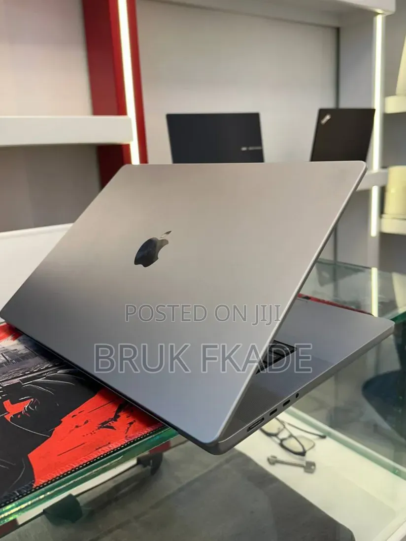 New Laptop Apple MacBook Pro 2021 M1 Max 64GB Apple M1 Max SSD 4T