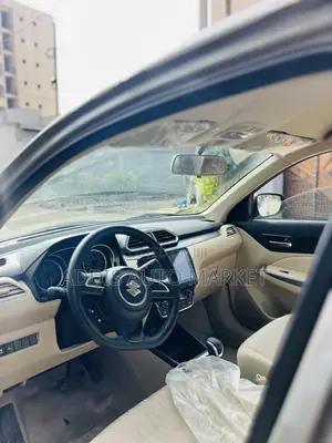 Suzuki Dzire 2023 Gray