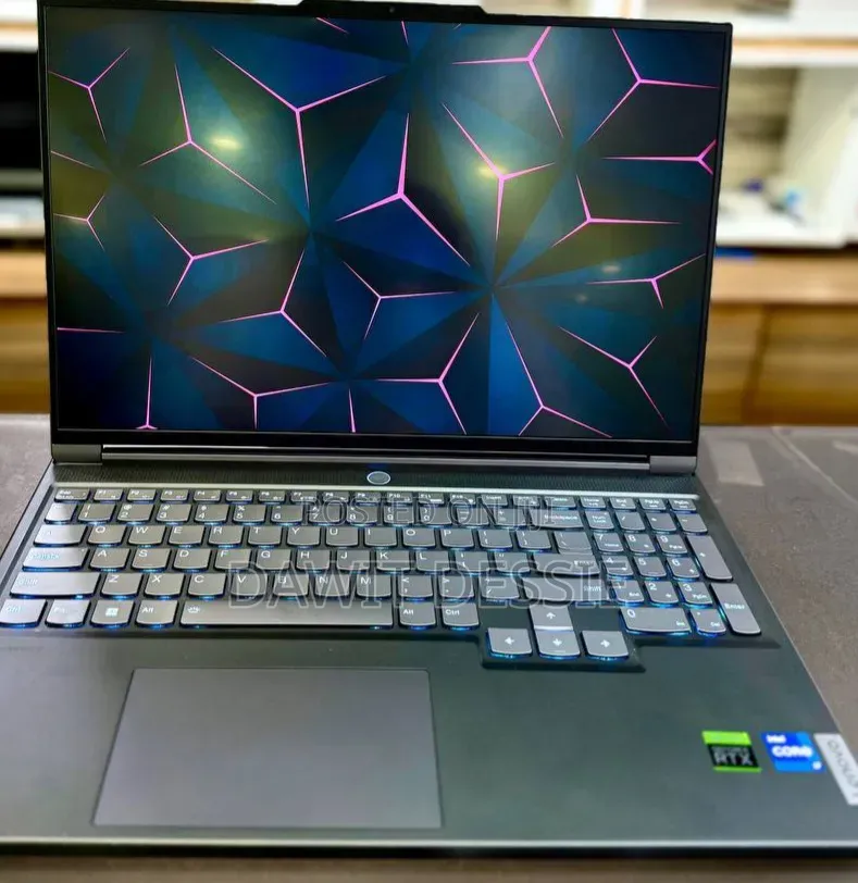 New Laptop Lenovo 16GB Intel Core i7 SSD 512GB