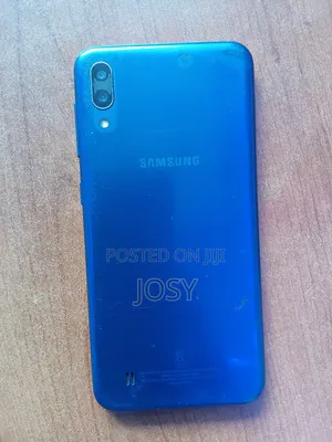 Samsung Galaxy M10 32 GB Blue