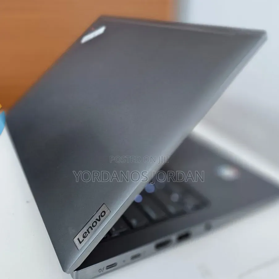 New Laptop Lenovo ThinkPad T14 16GB Intel Core i7 SSD 512GB