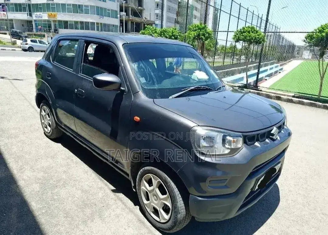 Suzuki Expresso Rent 1600