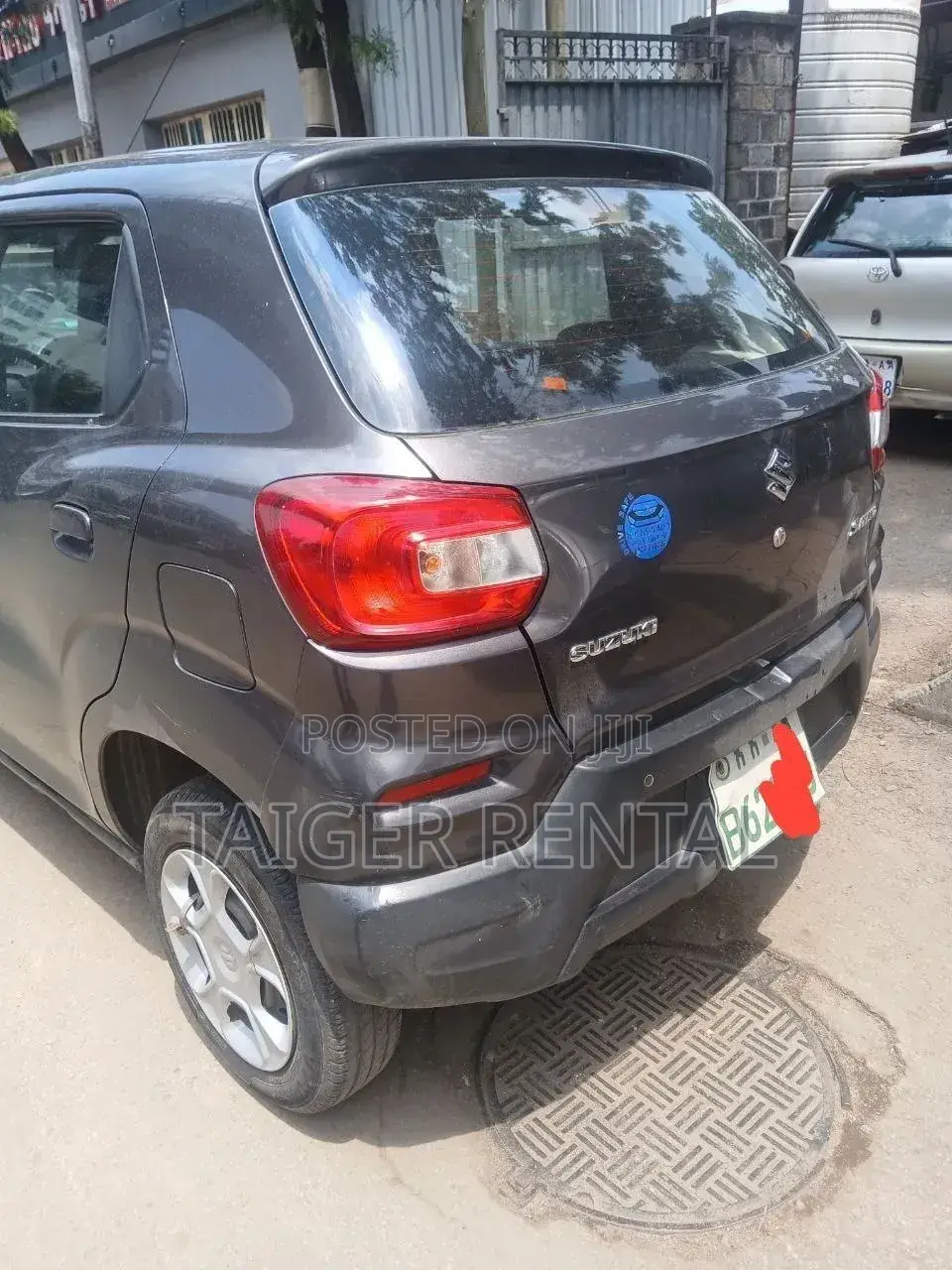 Suzuki Expresso Rent 1600
