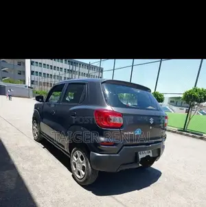 Suzuki Expresso Rent 1600