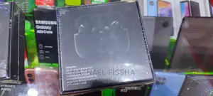 Photo - Airpods Pro 2generation Black and White