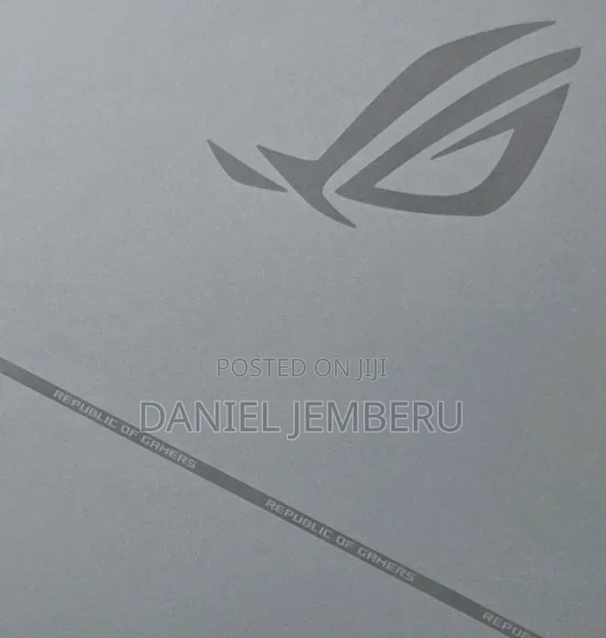 New Laptop Asus ROG Strix G15 16GB Intel Core i9 SSD 1T
