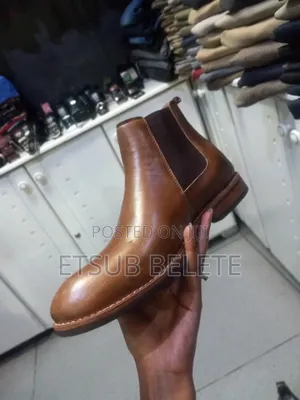 Men Classic Boots