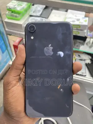 Apple iPhone XR 64 GB Black