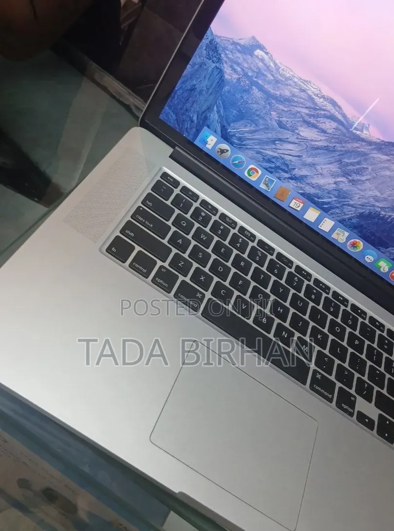 Laptop Apple MacBook Pro 2015 16GB Intel Core i7 SSD 512GB