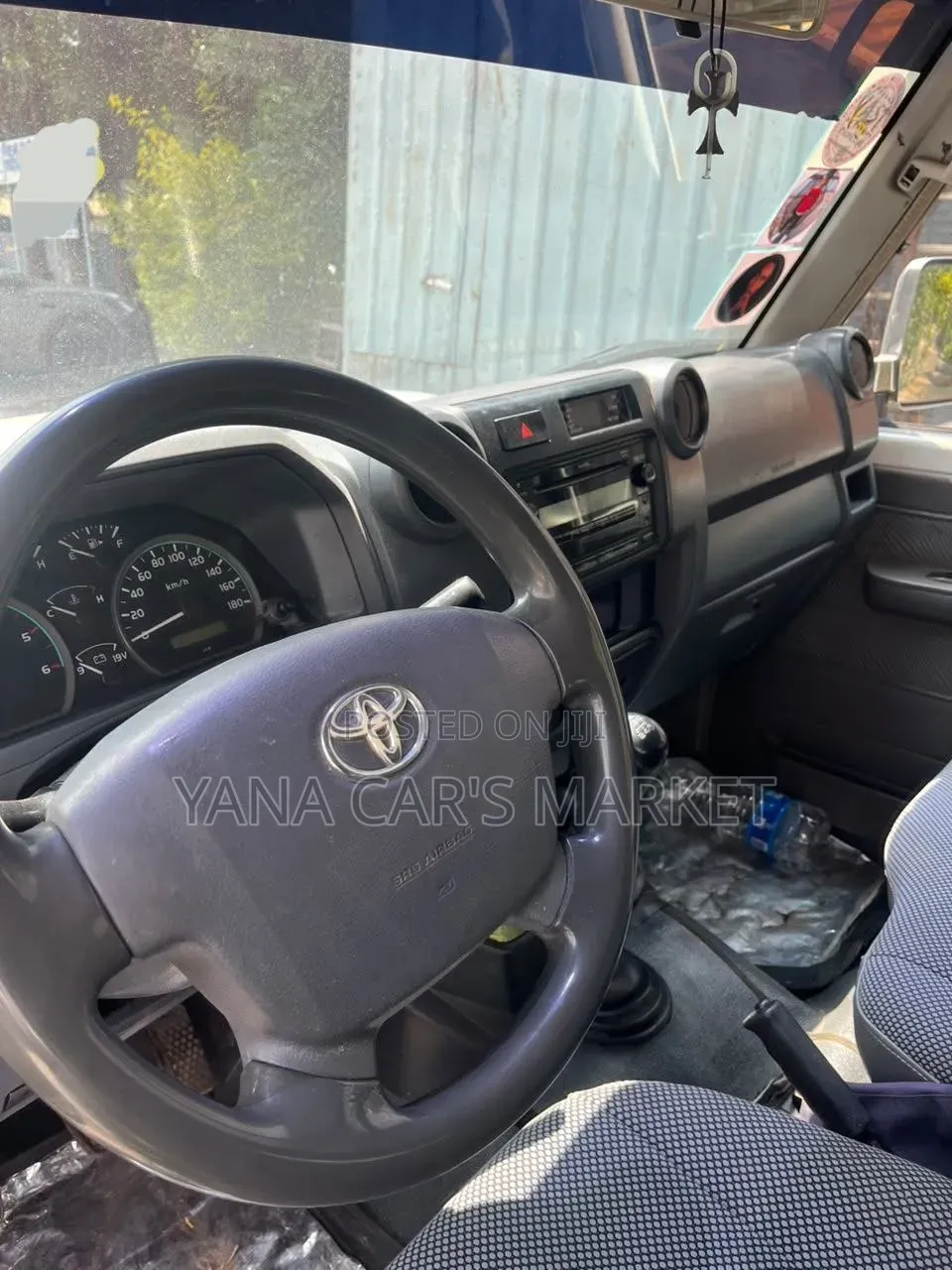 Toyota Land Cruiser 2013 White