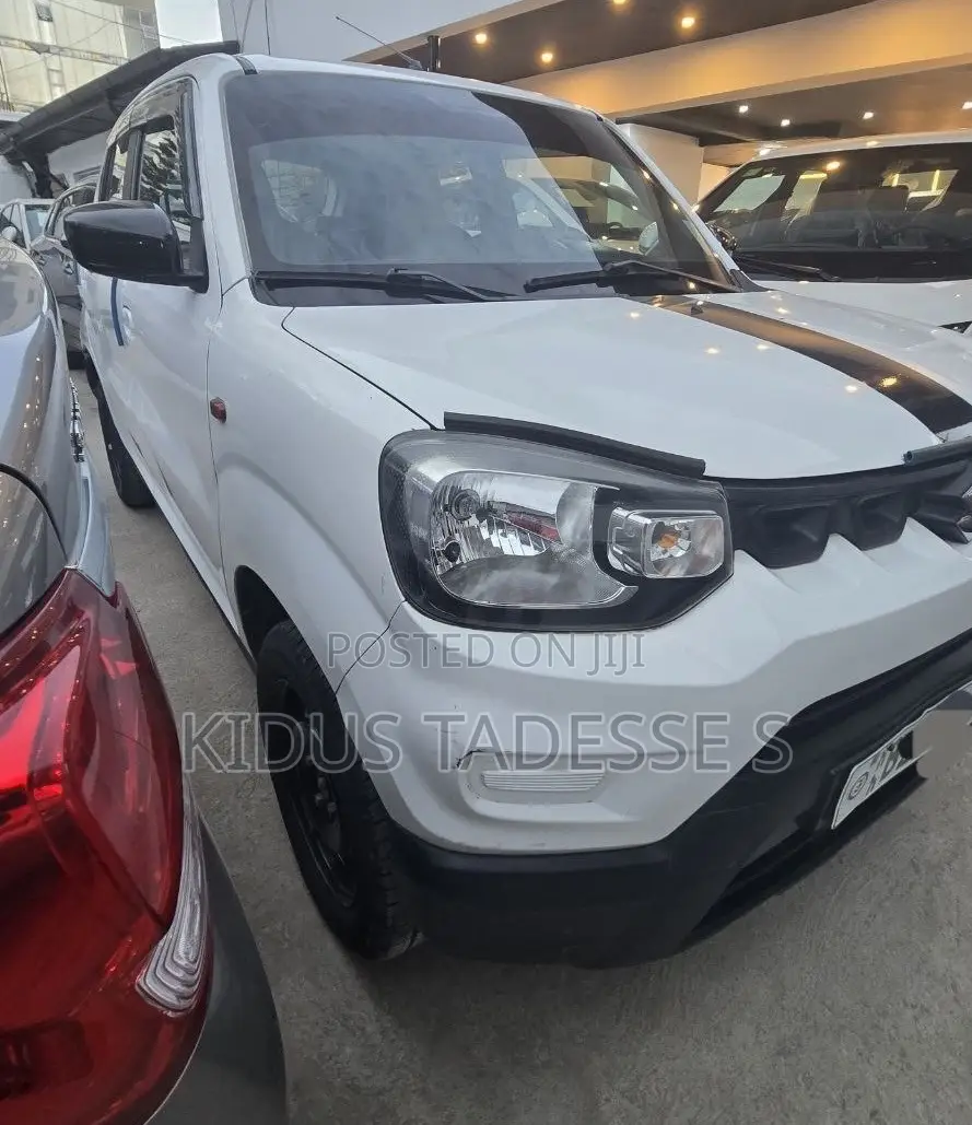 Suzuki S-Presso 2021 White