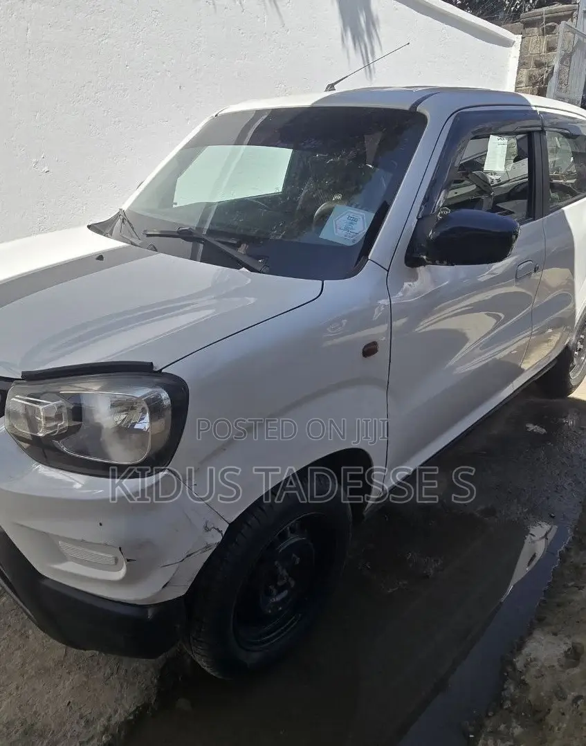 Suzuki S-Presso 2021 White