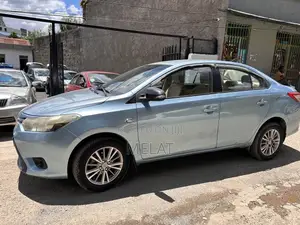 Toyota Yaris 2014 Blue