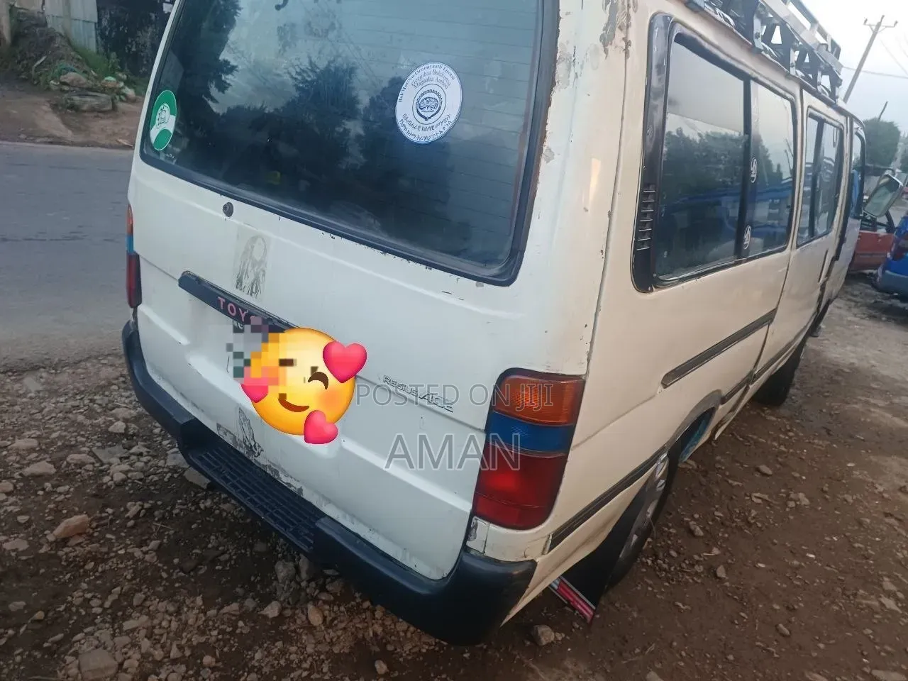 Toyota HiAce 2003 White