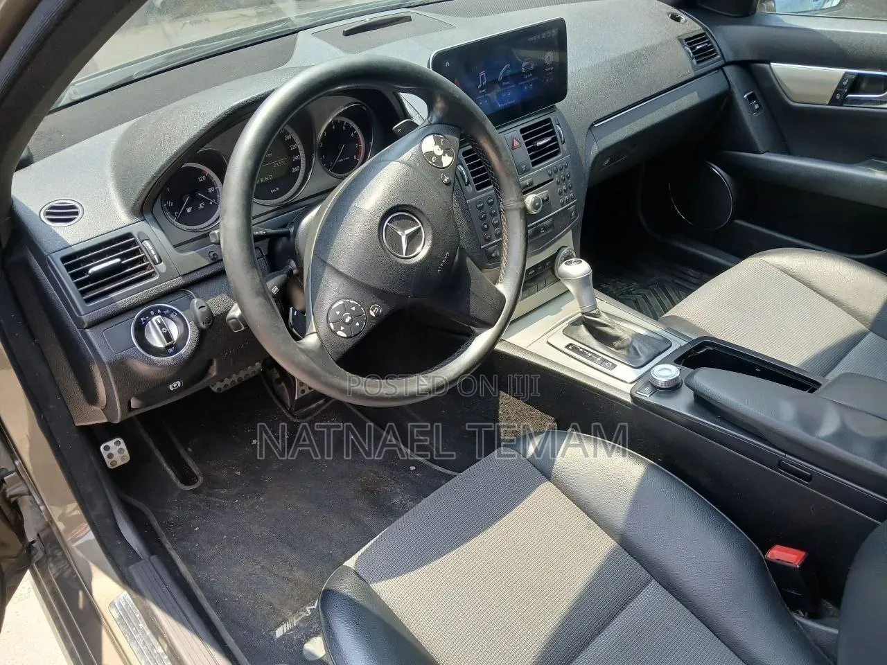 Mercedes-Benz C180 2010 Black