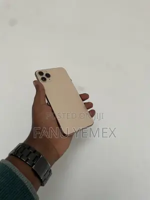 Apple iPhone 11 Pro Max 64 GB Gold