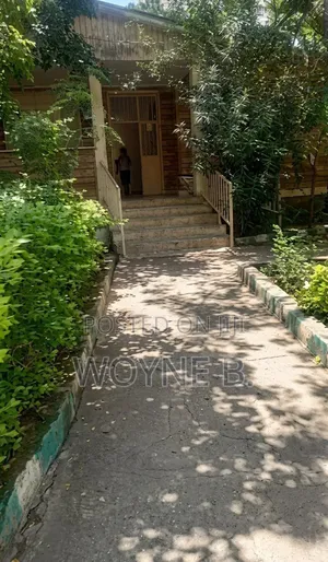 15bdrm House in Adama for sale