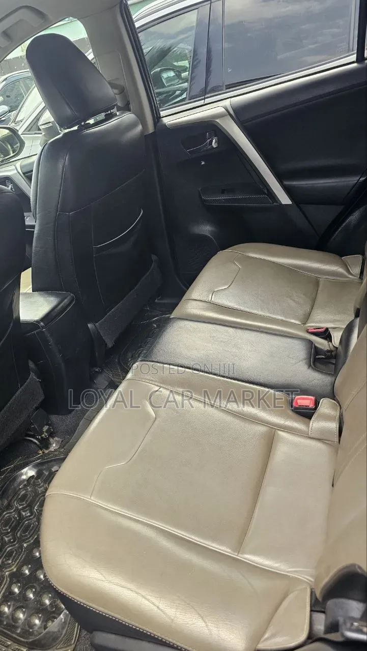 Toyota RAV4 2014 Black