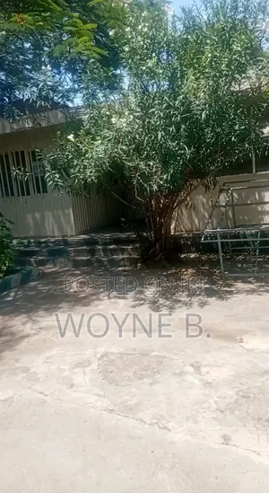 15bdrm House in Adama for sale