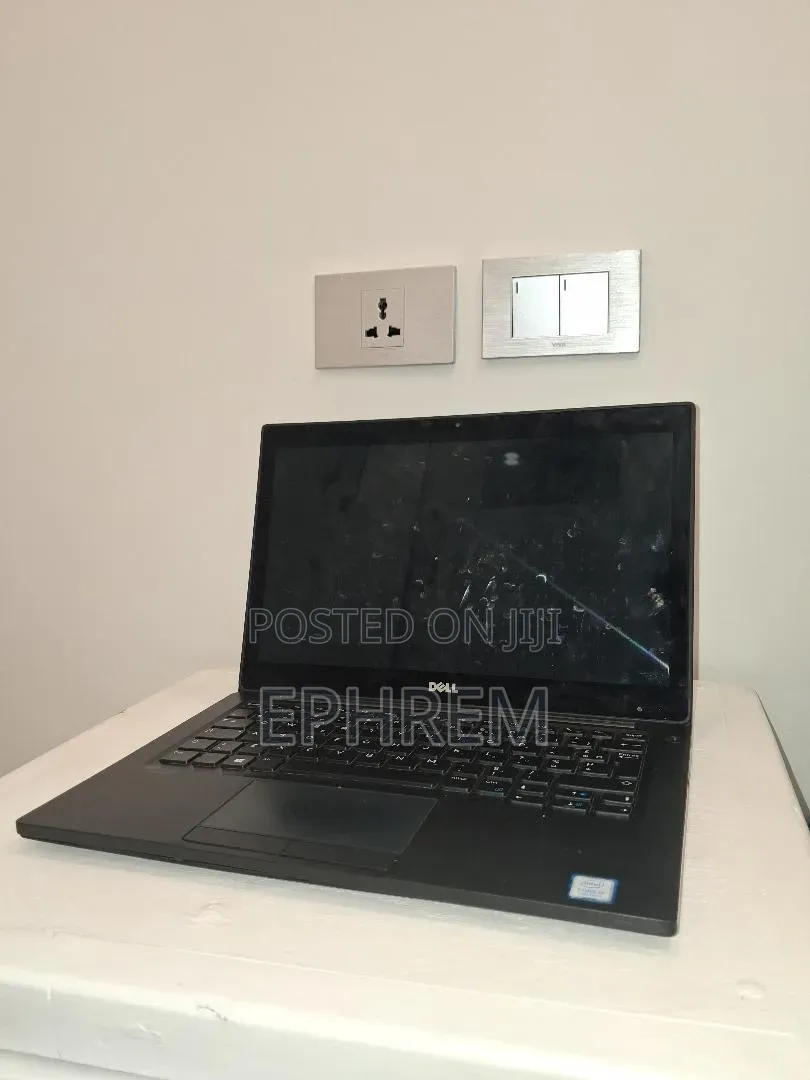 Laptop Dell Inspiron 15 8GB Intel Core i5 HDD+SSD 256GB