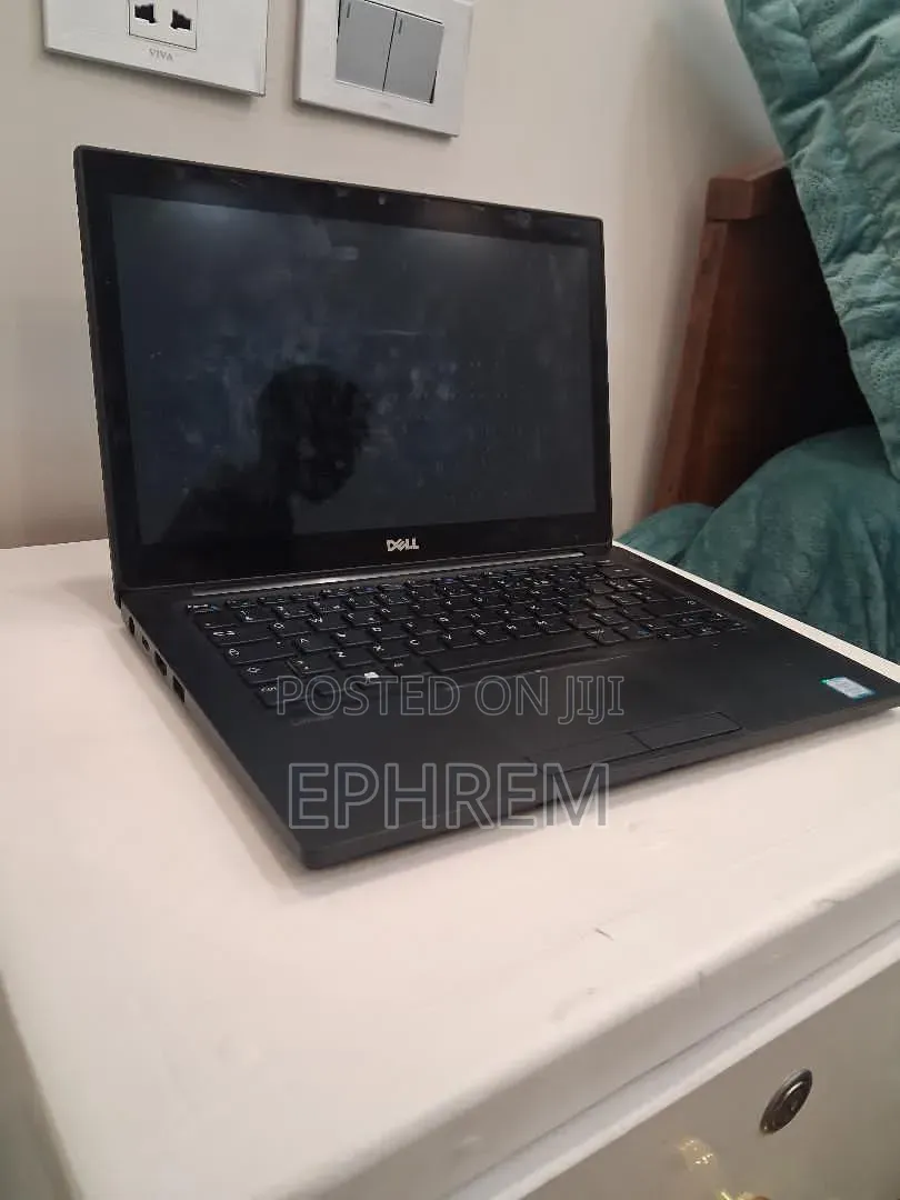 Laptop Dell Inspiron 15 8GB Intel Core i5 HDD+SSD 256GB