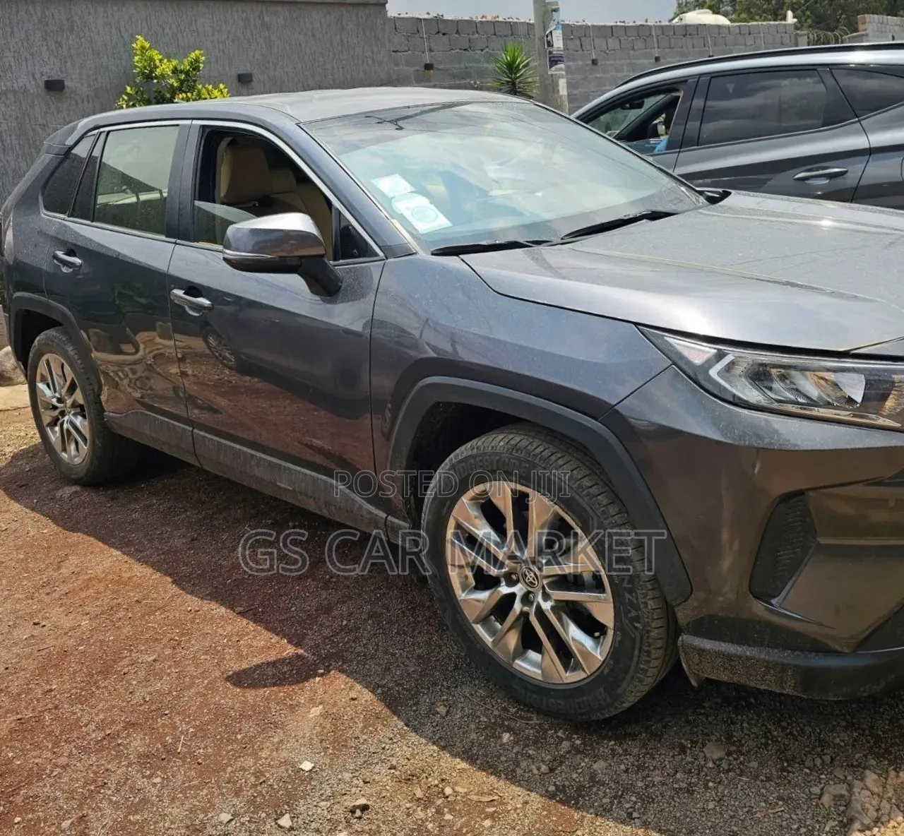 Toyota RAV4 2022 Gray