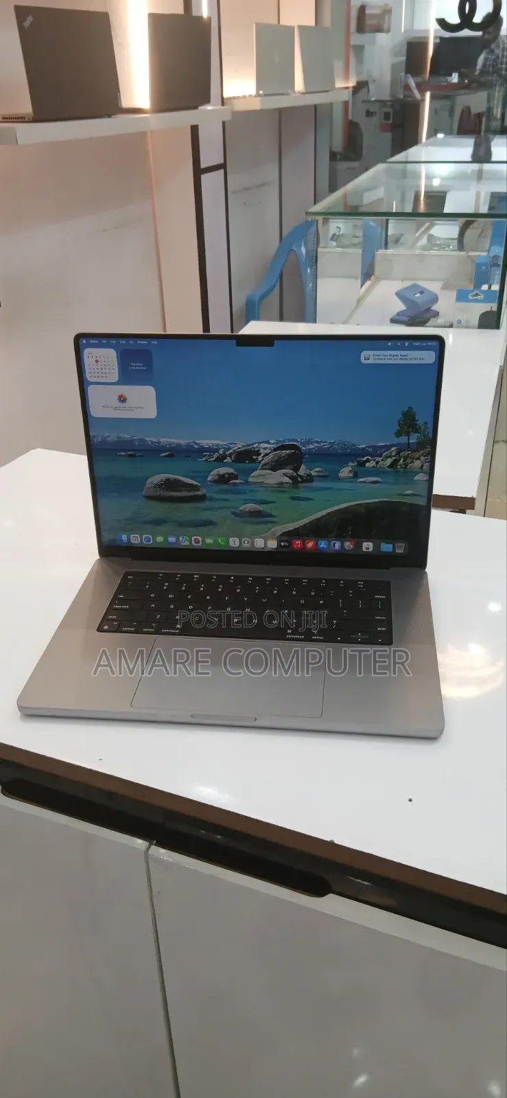 New Laptop Apple MacBook Pro 2021 M1 32GB Apple M1 Pro SSD 512GB