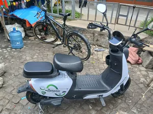 Arc Vector 2024 White