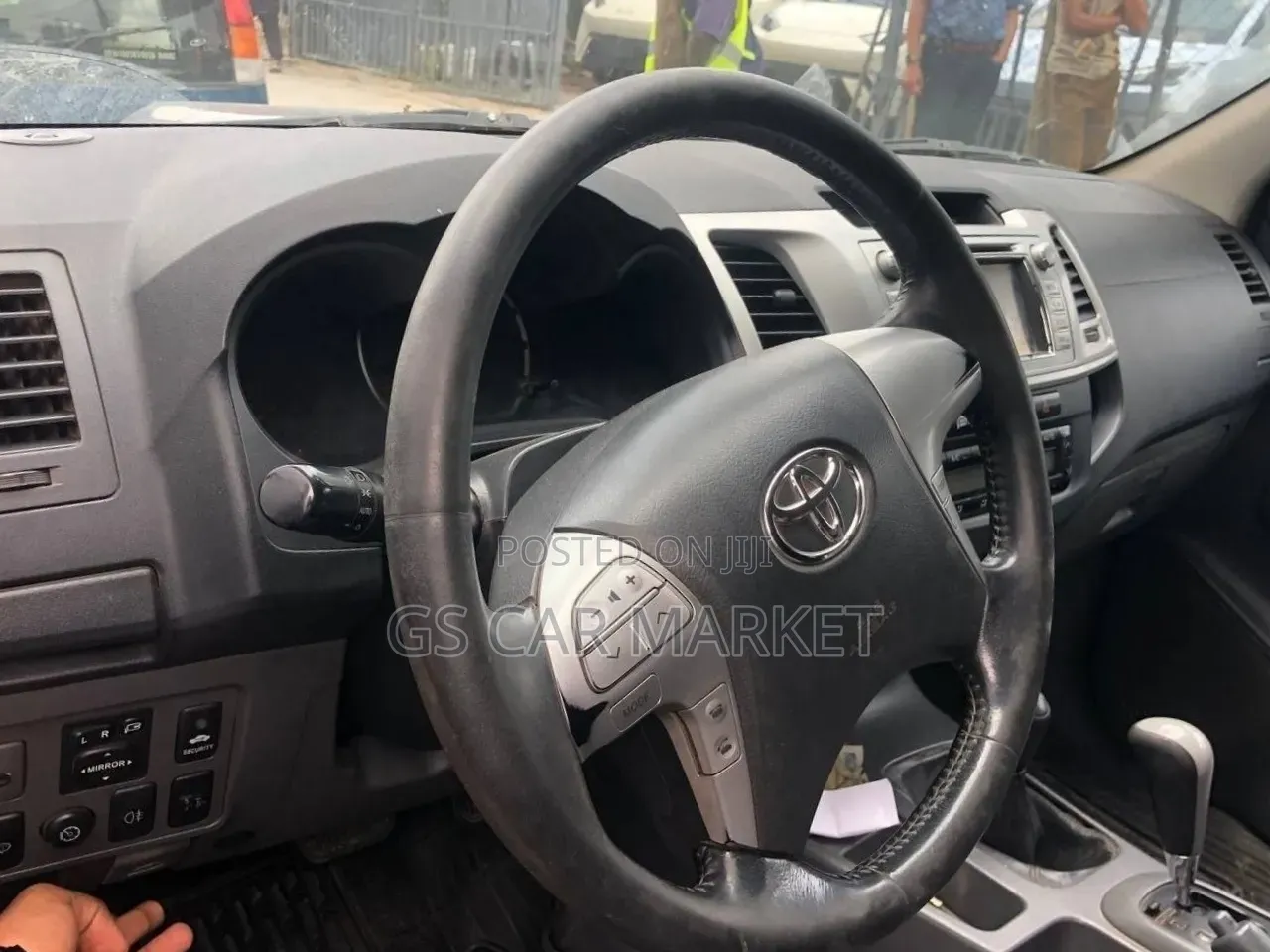 Toyota Hilux 2012 Gray
