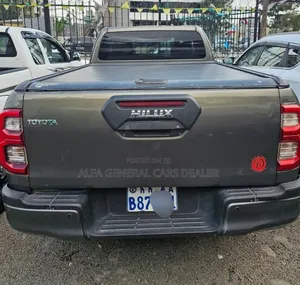 Toyota Hilux 2021