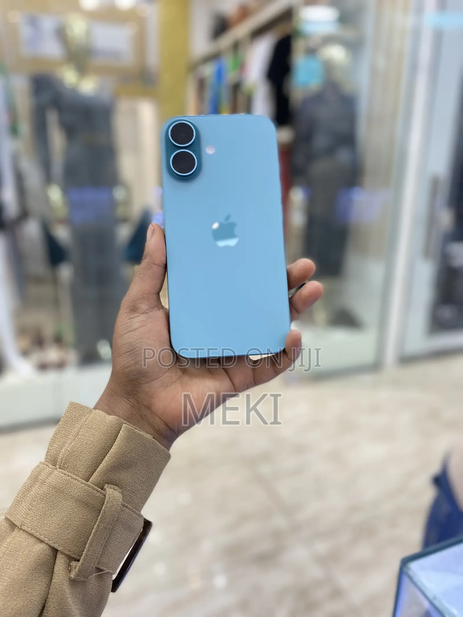 New Apple iPhone 16 128 GB Green