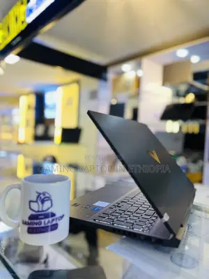 New Laptop HP Victus 16 16GB Intel Core i7 SSD 512GB