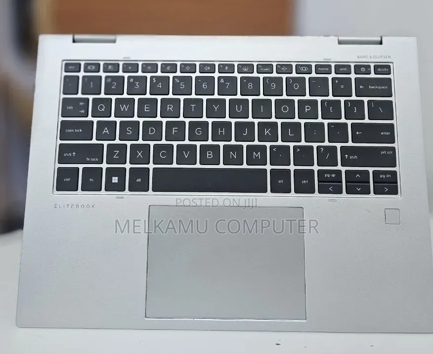 New Laptop HP EliteBook x360 1040 G9 16GB Intel Core i7 SSD 512GB