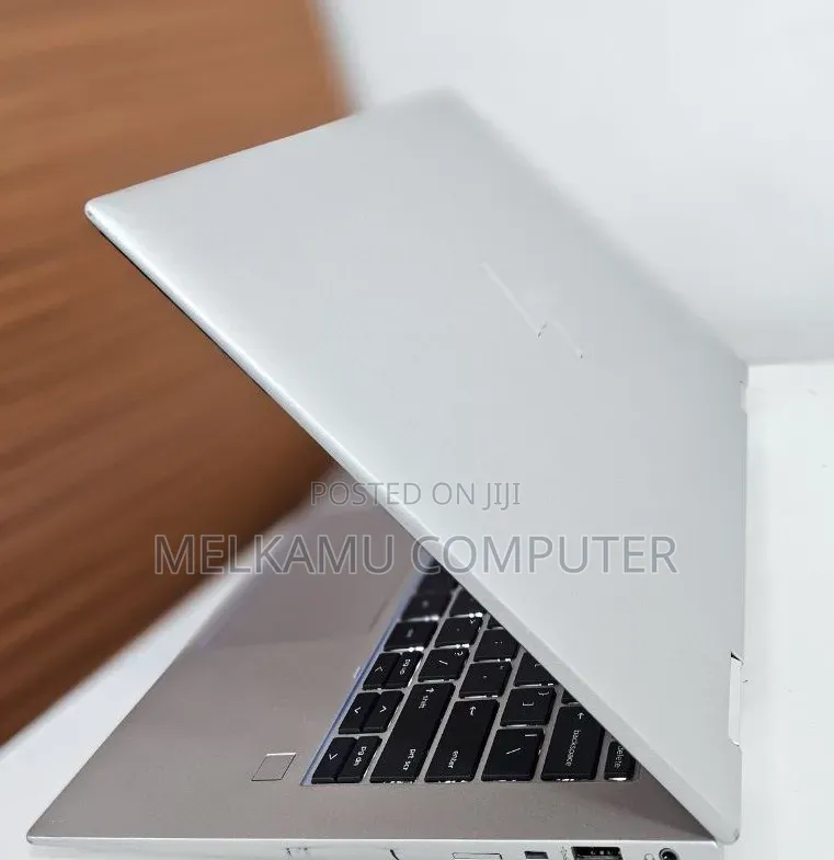 New Laptop HP EliteBook x360 1040 G9 16GB Intel Core i7 SSD 512GB