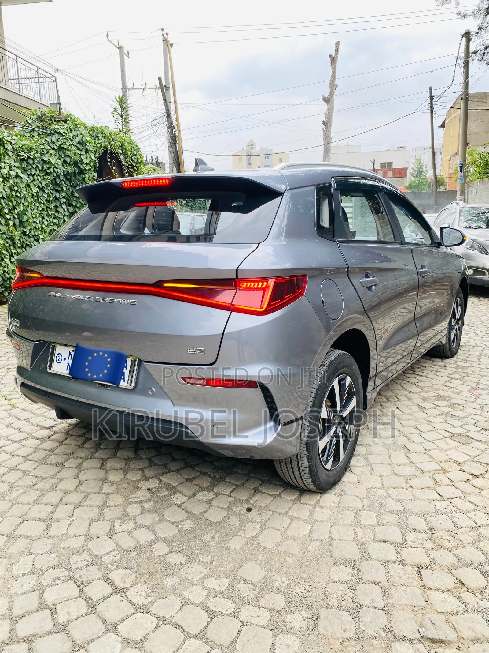 BYD E2 43 kWh 94 hp FWD 2025 Silver