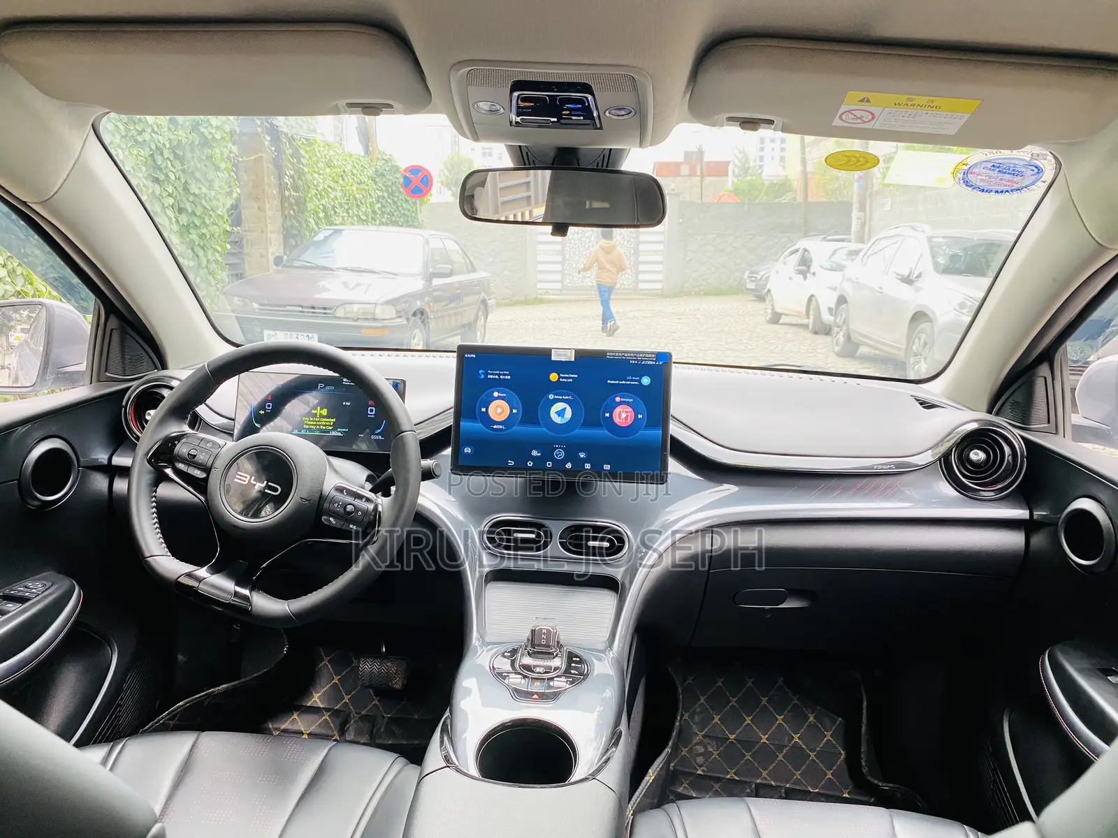 BYD E2 43 kWh 94 hp FWD 2025 Silver