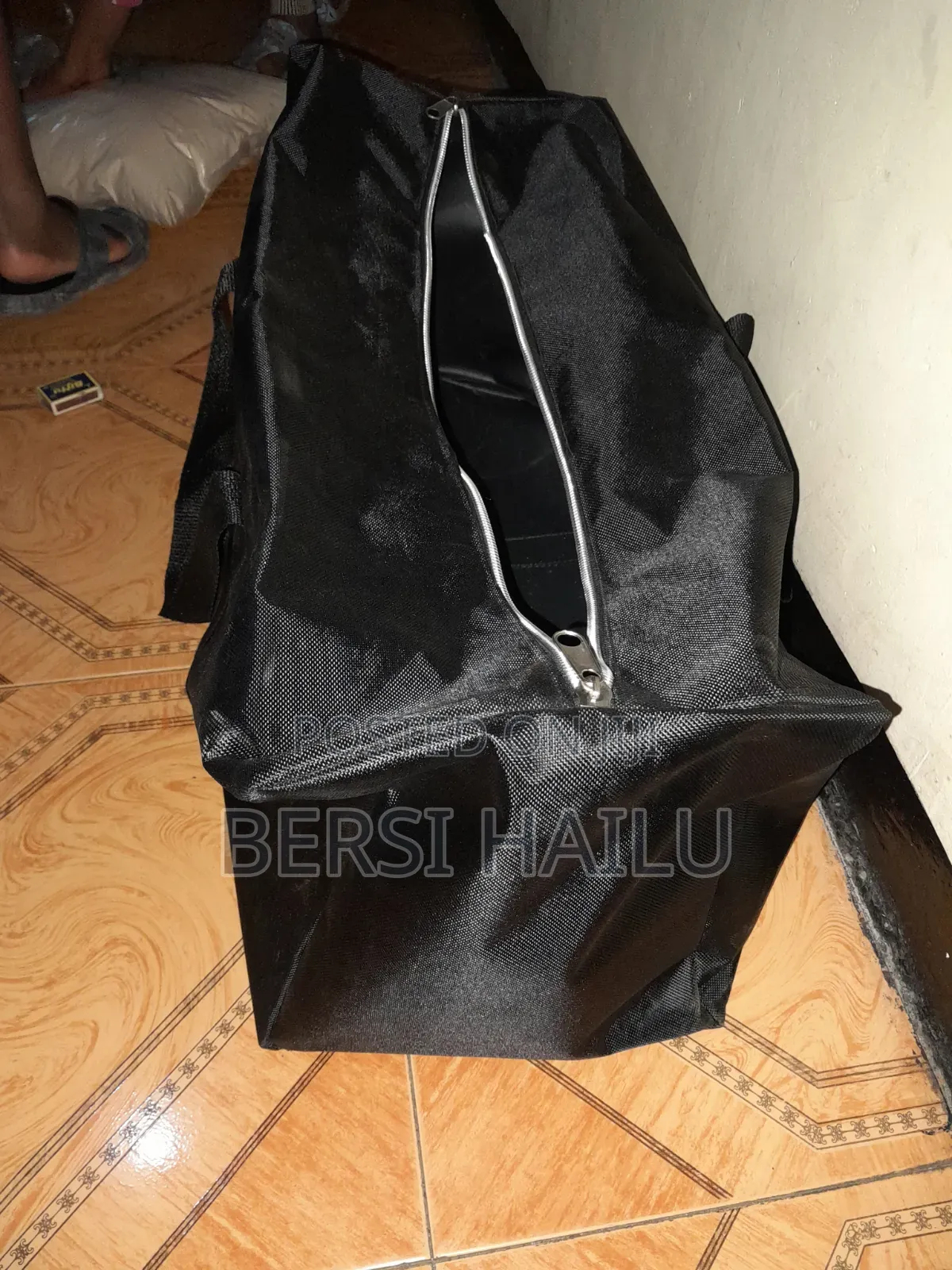 Suitcase 25 Kilo
