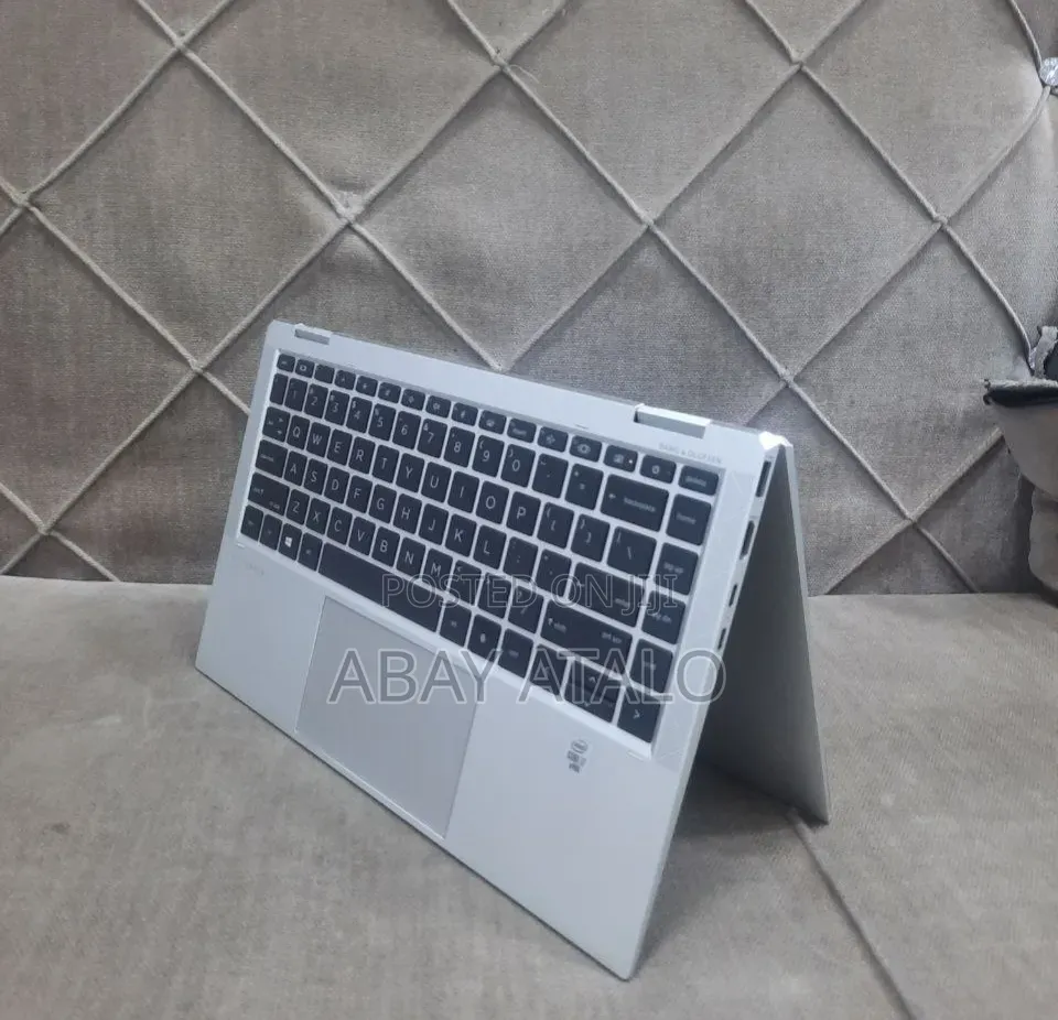 New Laptop HP EliteBook 1040 G8 16GB Intel Core i7 SSD 512GB