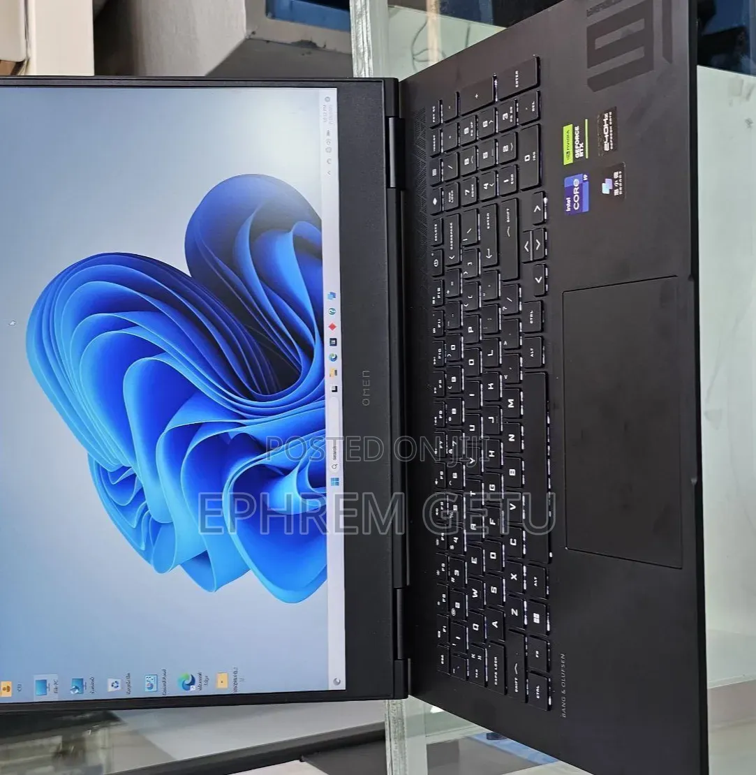 New Laptop HP Omen 16 16GB Intel Core i9 SSD 1T