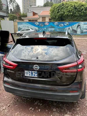 Nissan Qashqai 2018 Black