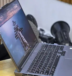 New Laptop Lenovo Legion 5 16GB AMD Ryzen 7 SSD 1T