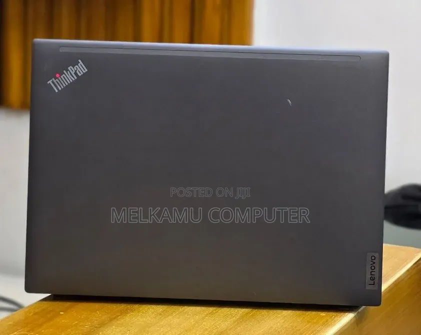New Laptop Lenovo ThinkPad T14 16GB Intel Core i7 SSD 512GB