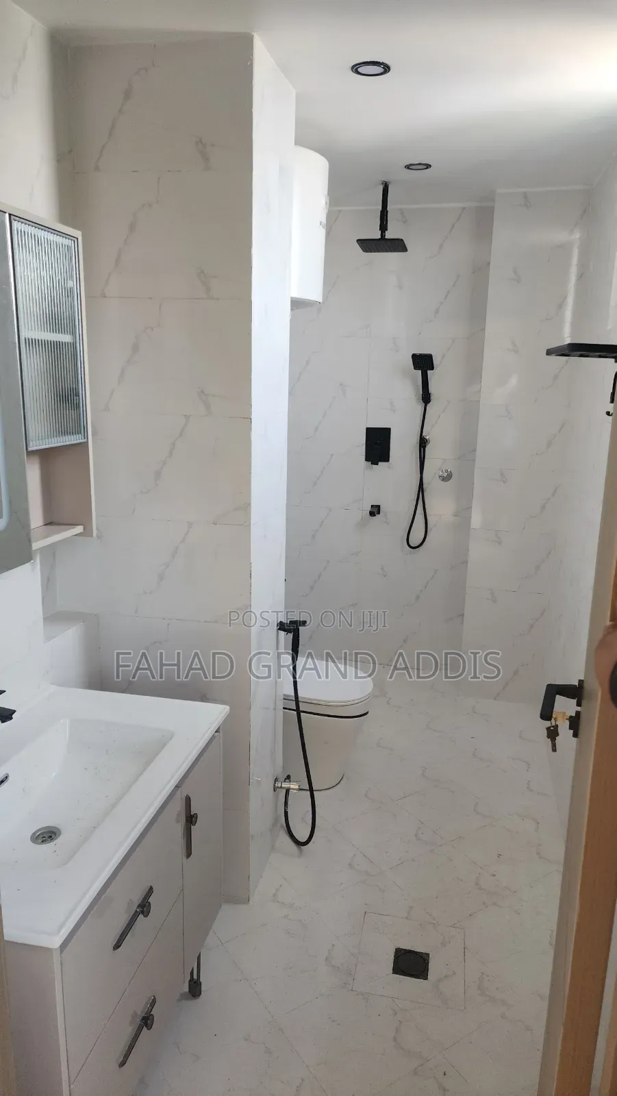 3bdrm Apartment in Bole for sale