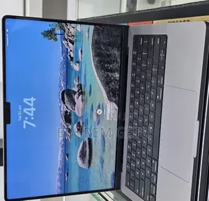 New Laptop Apple MacBook Pro 2021 M1 16GB Apple M1 SSD 512GB