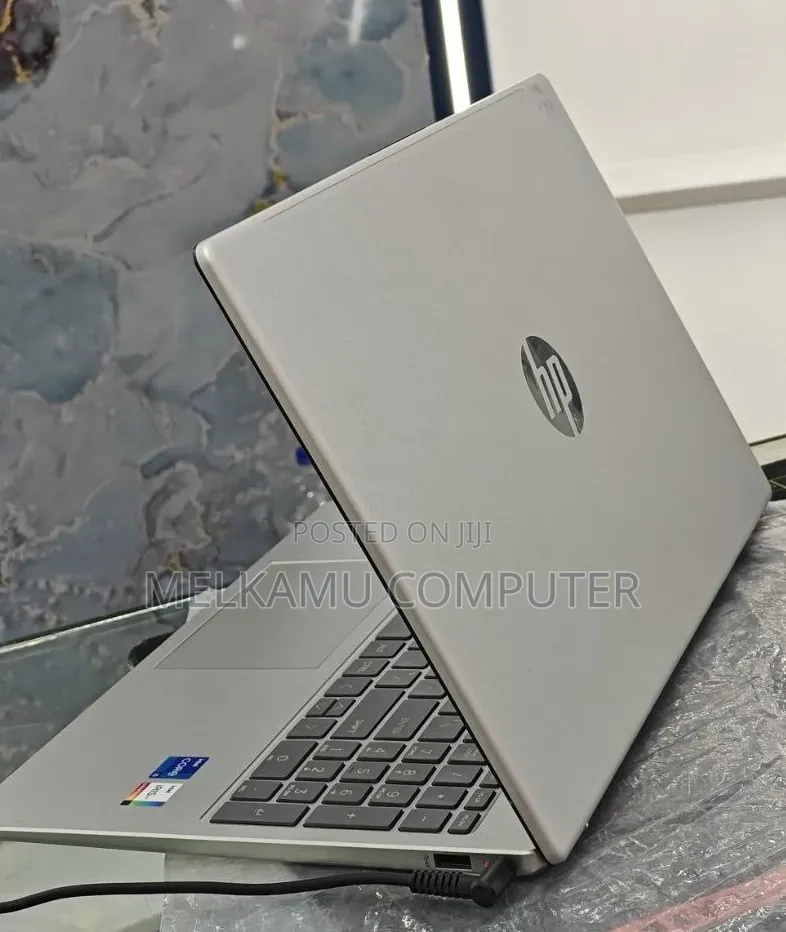 New Laptop HP Stream Notebook 16GB Intel Core i5 SSD 1T