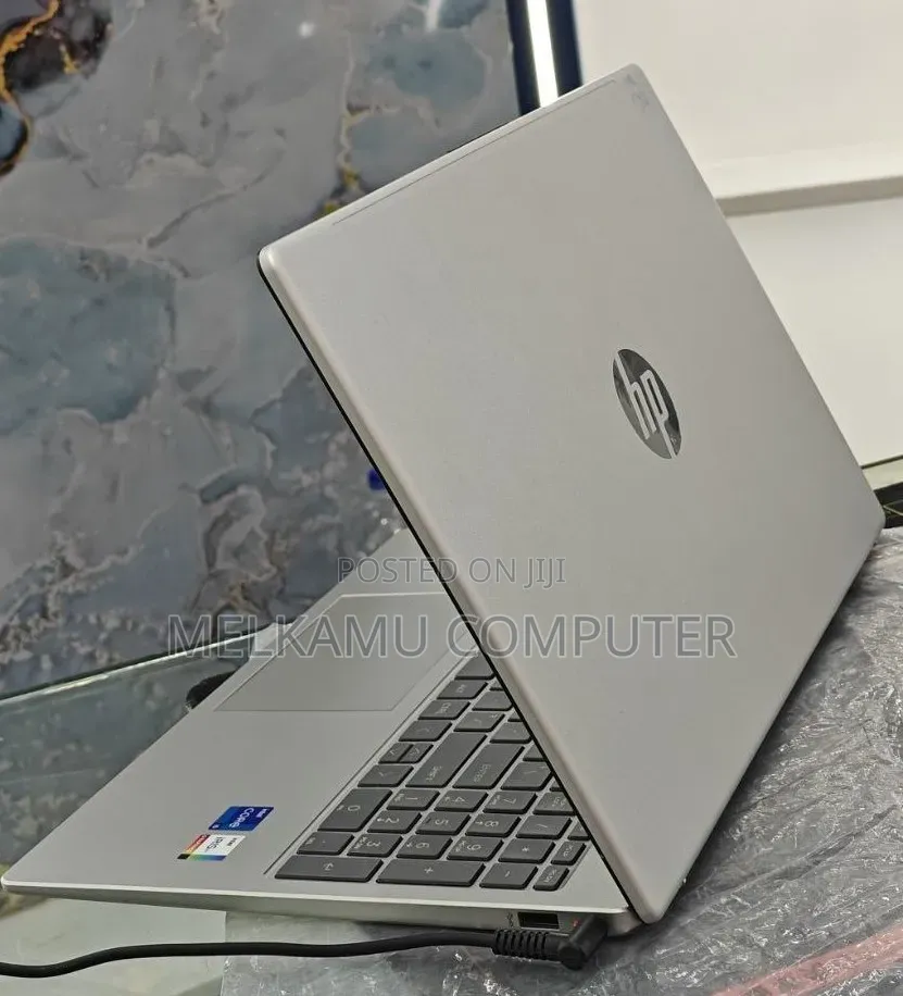 New Laptop HP Stream Notebook 16GB Intel Core i5 SSD 1T