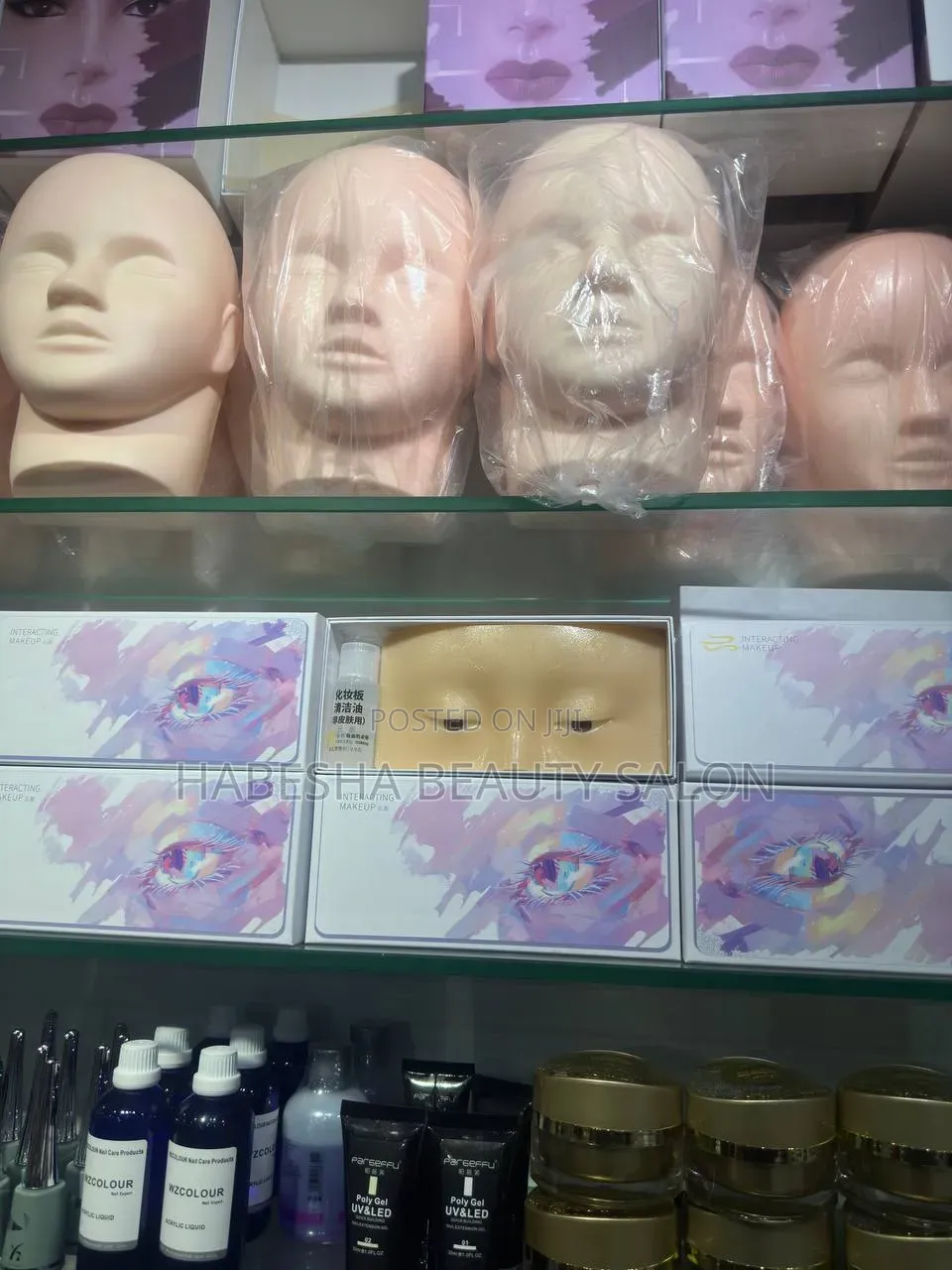 (Eyelash Makeup Practice Board)