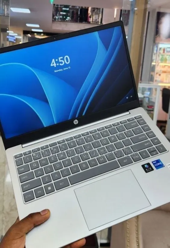 New Laptop HP Stream Notebook 16GB Intel Core i7 SSD 512GB