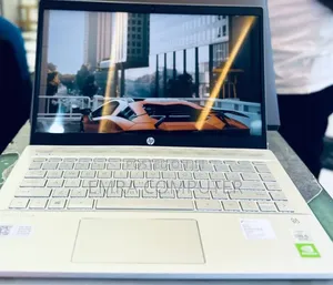 New Laptop HP Pavilion 14 8GB Intel Core i5 SSD 512GB